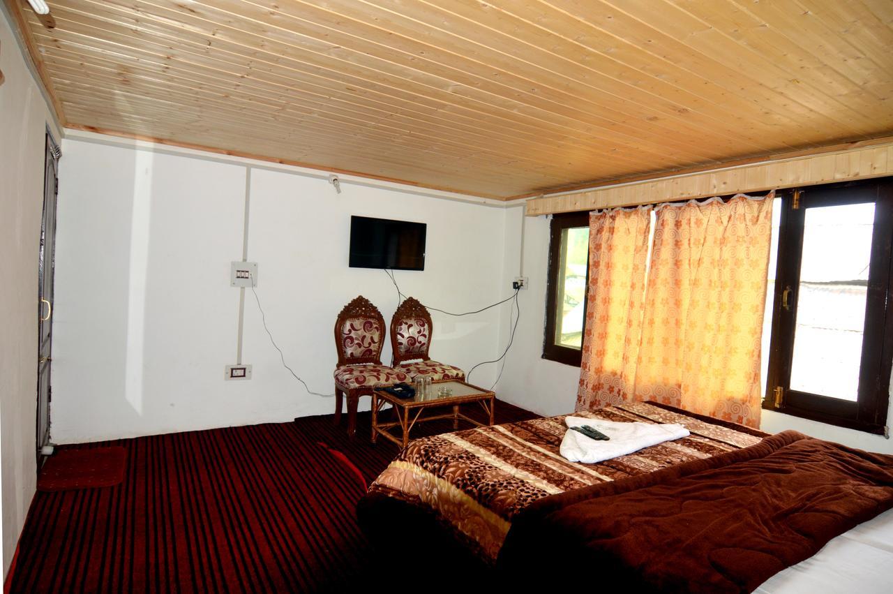 Отель Kashmir House Пахалгам Экстерьер фото